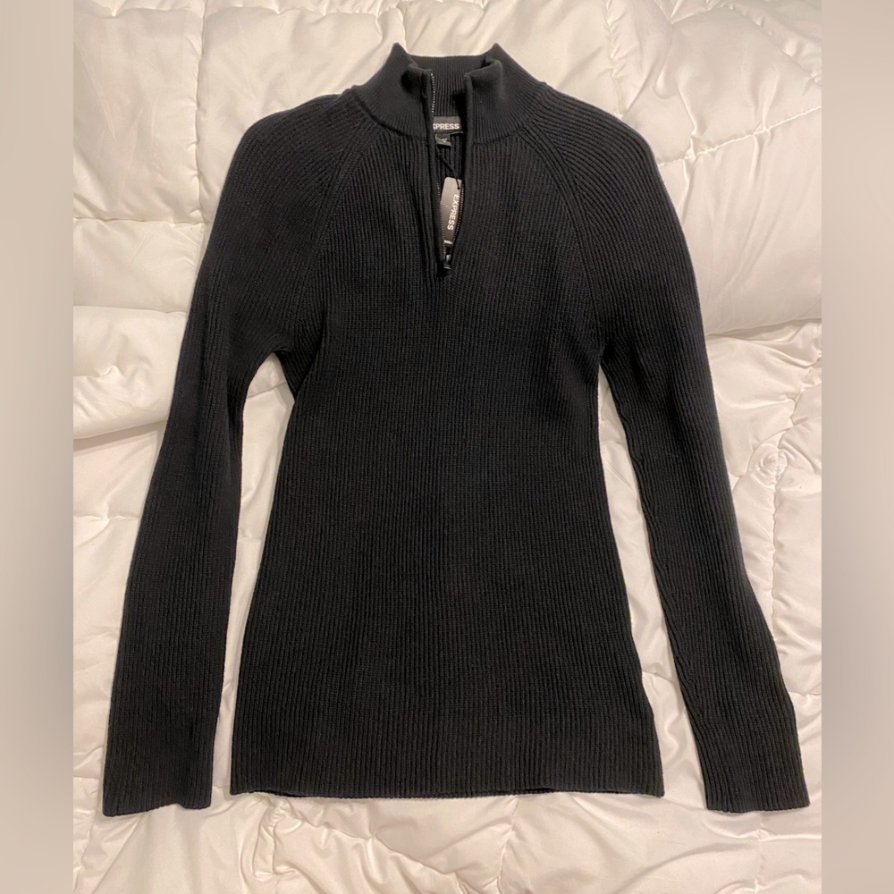 NWT Express black long sleeved rib knit sweater with zip up mock neck Size S